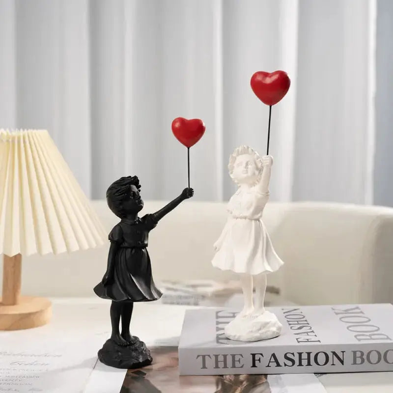 Ballon Meisje Decoratie Beeld met Rode Ballonnen
