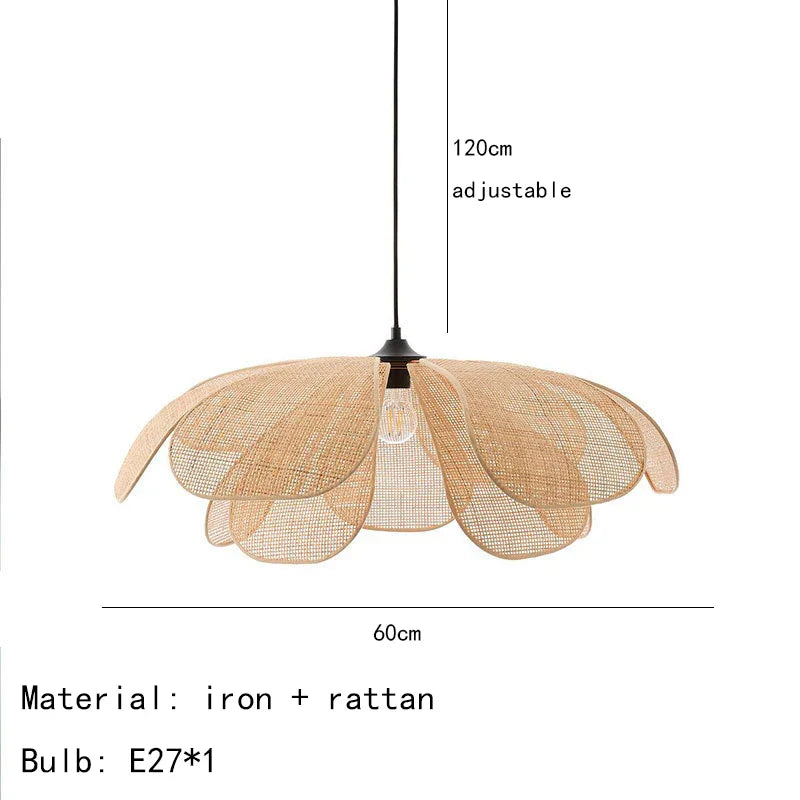 Rotan Hanglamp met Bloemvormige Kap en Verstelbare Ophanging