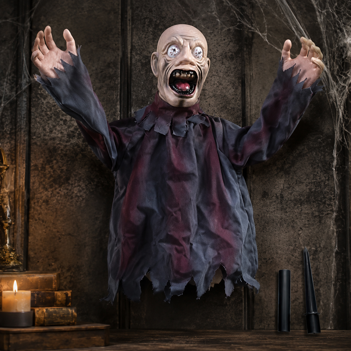 Hanging Screaming Zombie Prop Halloween Decoration Tattered Ghoul