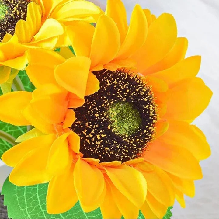 Zonnebloem Tafellamp met Oplaadbare LED Verlichting